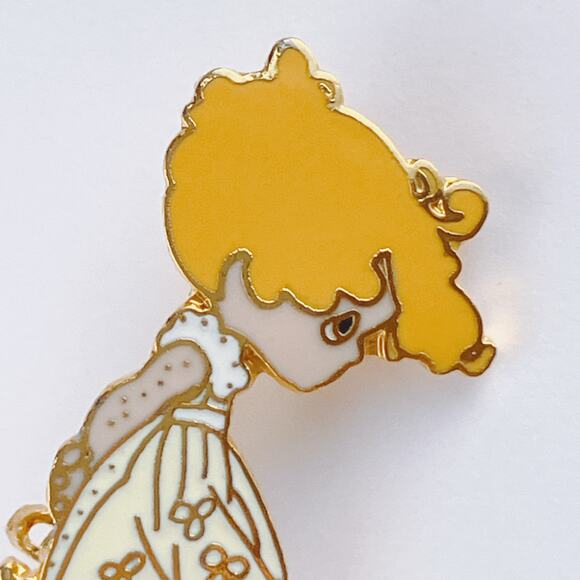 VTG Precious Moments Signed Enamel Lapel Pin 80s Storybook Girl Gold Tone Brooch - Picture 3 of 10